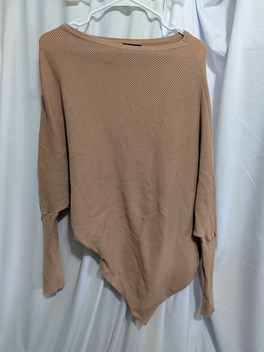 Vici Ribbed Scoop Neck Sweater in Camel Tan